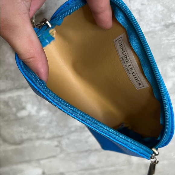 NWT Fluorescent Blue Wristlet - Picture 5 of 5